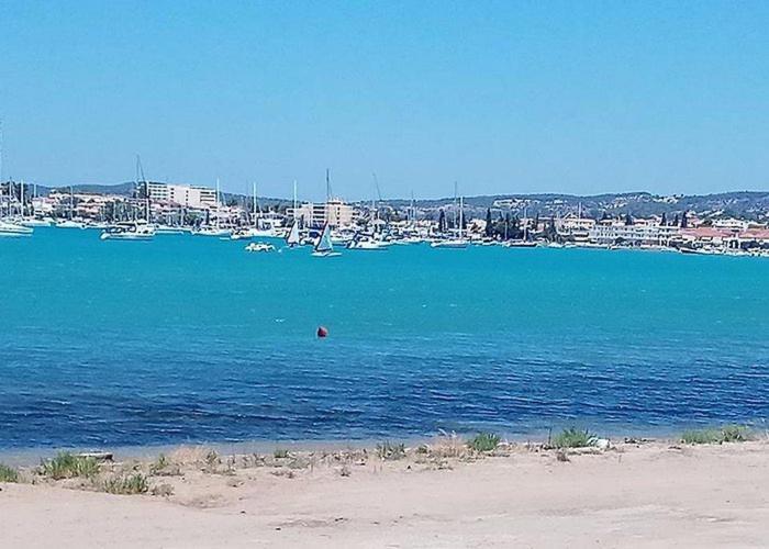 Artemis Bay Apartments Near Sea And Airport 外观 照片
